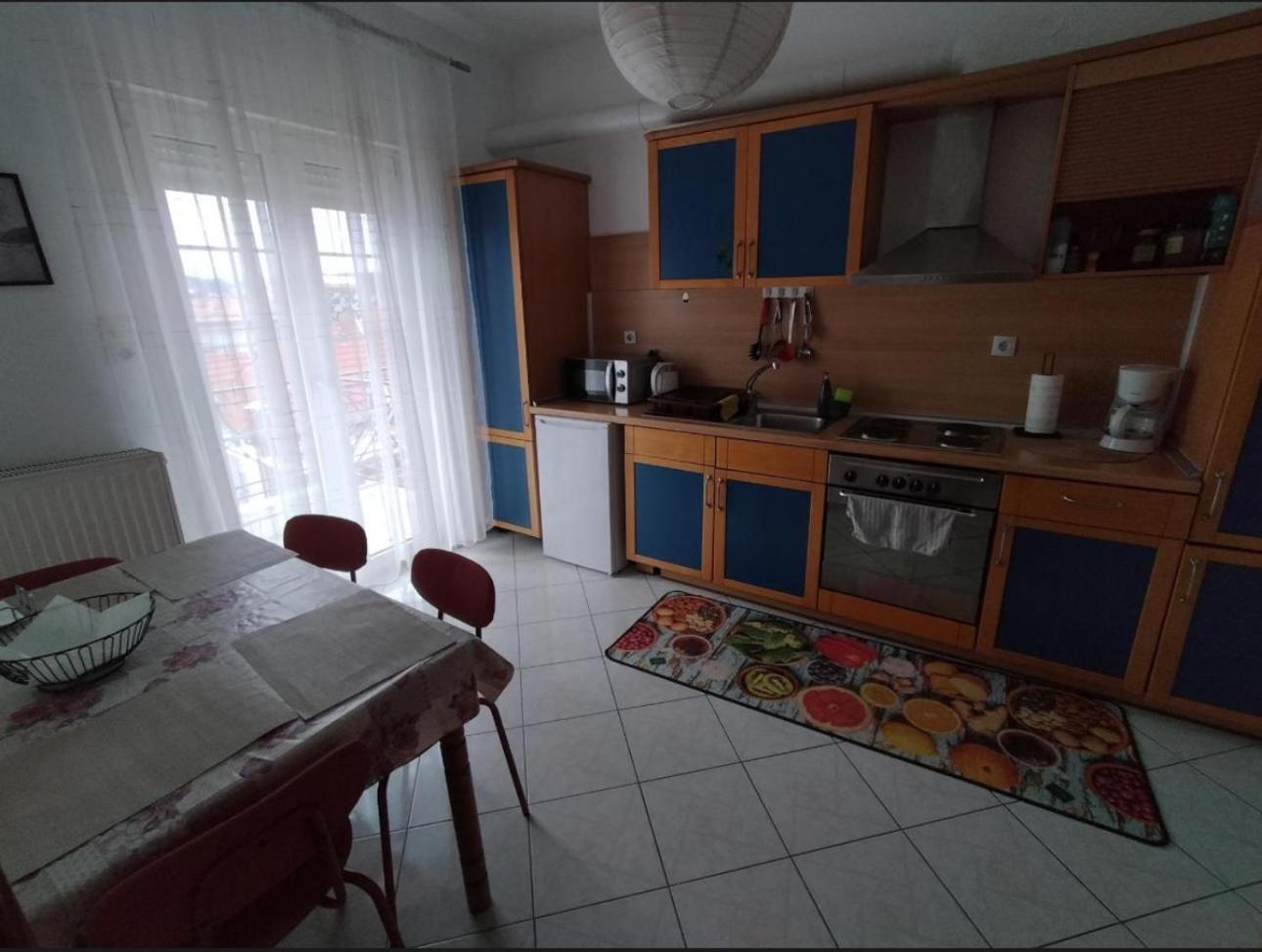 S.T Family Apartement Каламбака Екстер'єр фото